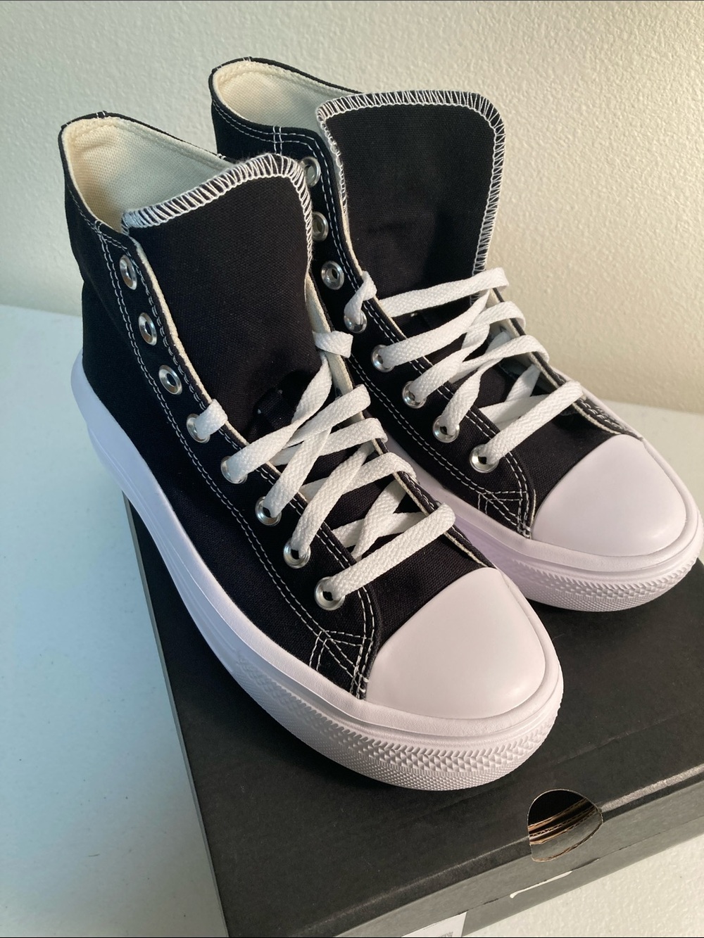Converse Chuck Taylor All Star Move Lift Hi Platform Sneakers - Picture 2 of 6